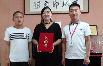 贺：京城印象老北京布鞋加盟店山西郝老板成功加盟！