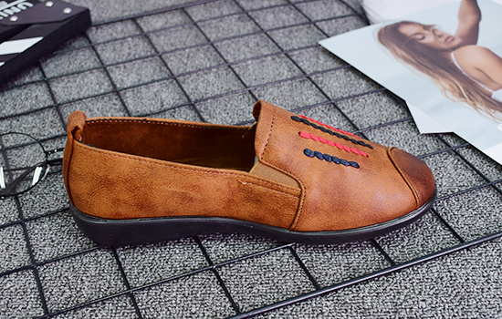 老北京布鞋，京城印象布鞋， 78345C棕色