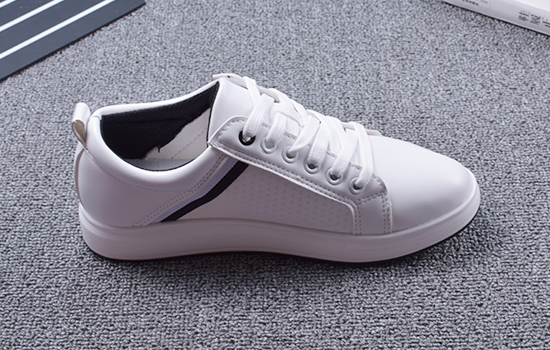 老北京布鞋，京城印象布鞋， 57082C白黑