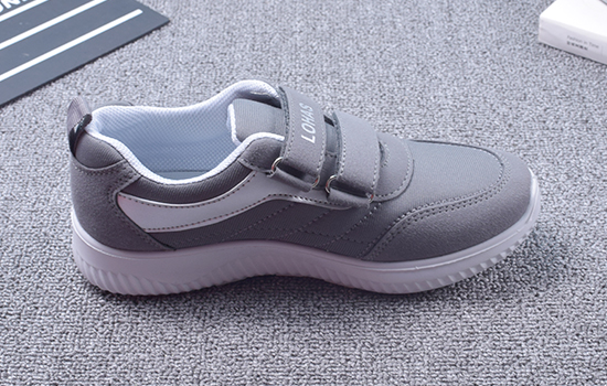 老北京布鞋，京城印象布鞋， 83173C灰色